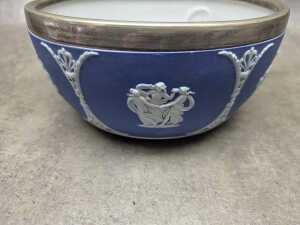 Wedgwood Jasperware porcelain bowl - 5