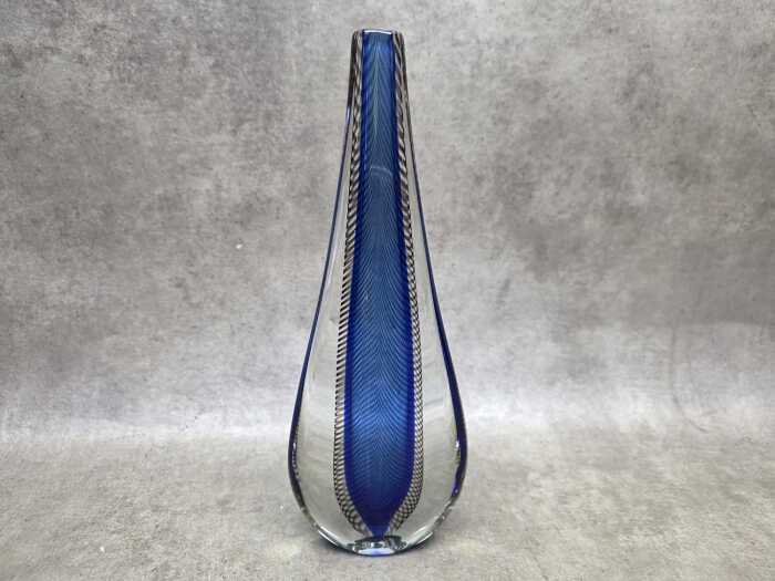 Vase with submerged blue glass and ribbon design