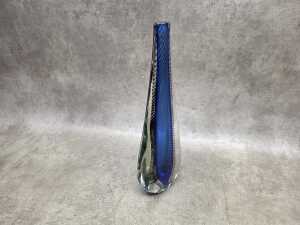 Vase with submerged blue glass and ribbon design - 2