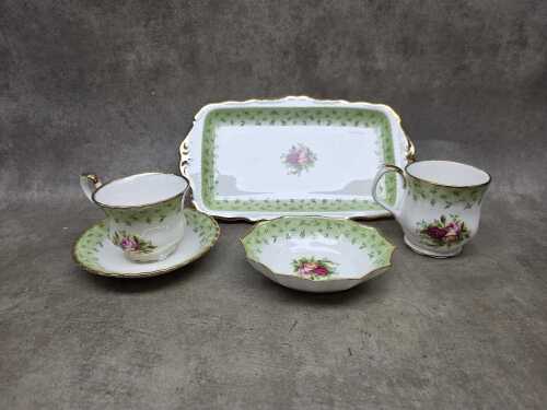 95 · Royal Albert 'Old Country Roses' porcelain