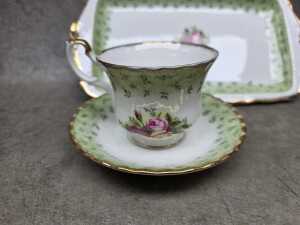 Royal Albert 'Old Country Roses' porcelain - 2