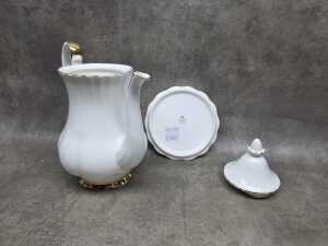 Royal Albert 'Val D'or' porcelain coffee pot with matching trivet - 2