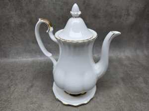 Royal Albert 'Val D'or' porcelain coffee pot with matching trivet - 5