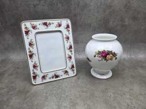 Two Royal Albert 'Old Country Roses' porcelain vase and 4x6" photo frame