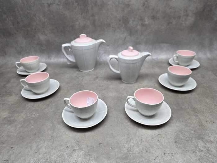Poole Pottery 'Twintone' coffee service