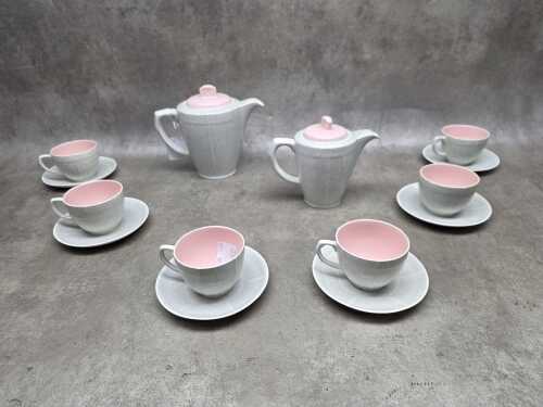 Poole Pottery 'Twintone' coffee service