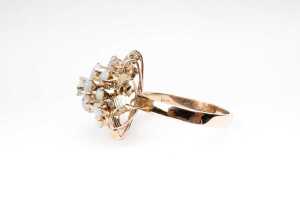 Opal cluster ring in 12 carat yellow gold - 3