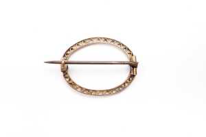 Oval brooch in 9 carat yellow gold - 3