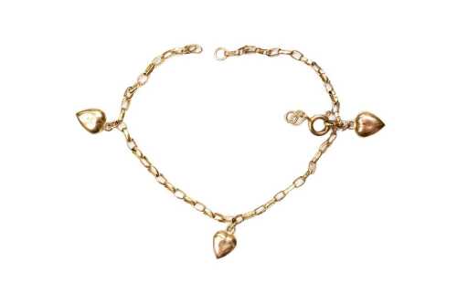 A broken bracelet in 9 carat yellow gold