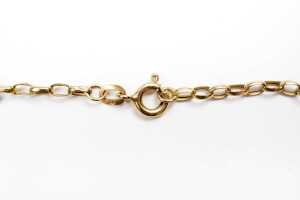 A oval belcher link bracelet in 9 carat yellow gold - 3