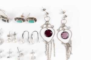 A collection of earrings in sterling silver - 4