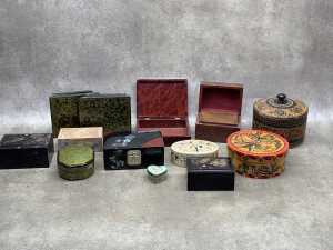 Boxes together with a pair of lacquer bookends