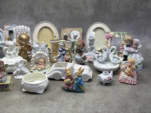 Group of mostly porcelain ornaments - 3
