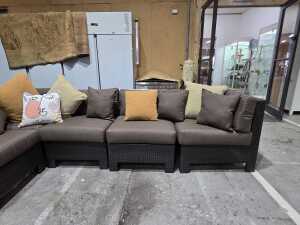 Six-piece outdoor modular lounge setting - 2