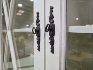 White glazed display cupboard - 3