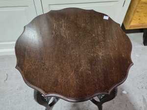Mahogany occasional table - 4