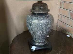 Glazed and gilded ceramic ginger jar table lamp - 2
