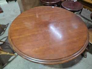 Round timber dining table - 2