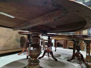 Round timber dining table - 4