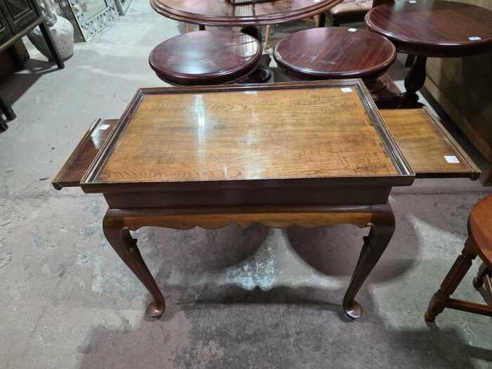 Queen Anne-style tea table