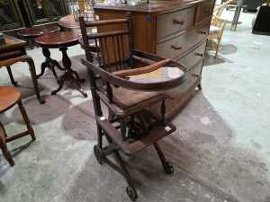 Child's timber high chair - 4