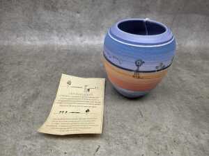 Two Les Macleman hand painted pottery vases - 5
