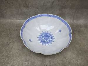 Chinese eggshell porcelain bowl with rural design - 2
