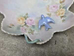 Four pieces of hand painted porcelain pieces - 5