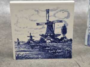 Three Dutch Delftware items - 3
