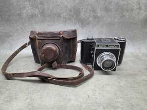 Kochmann Reflex-Korelle SLR 6x6 medium format film camera