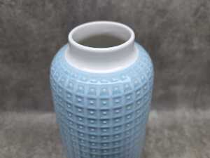 Royal Doulton Hemmingway Design porcelain vase - 2