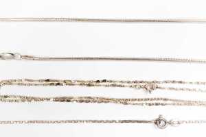 A collection of jewellery in sterling silver - 2
