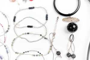 A collection of jewellery in sterling silver - 3