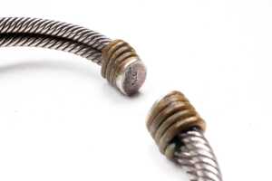 Two cuff bangles in sterling silver - 5
