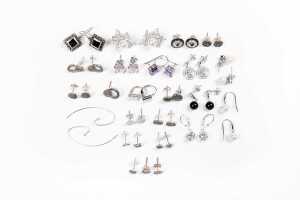 A collection of earrings in sterling silver