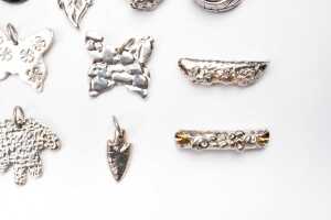A collection of jewellery in sterling silver - 5