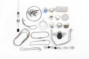 A collection of sterling silver jewellery