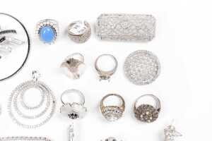 A collection of sterling silver jewellery - 2