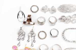 A collection of jewellery in sterling silver - 3
