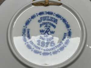Seven R&ouml;rstrand Sweden blue and white porcelain cabinet plates - 3