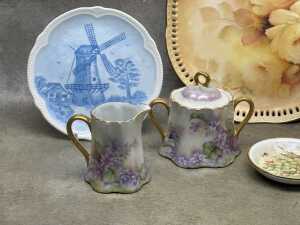 Hand-painted porcelain, including plates, ewer - 2