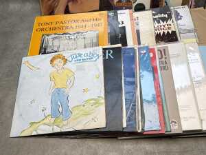 Vinyl records, mostly Jazz and Vocals, including Jo Stafford - 4