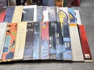 Vinyl records, mostly Jazz and Vocals, including Wayne Newton - 5