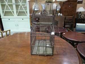 Pagoda-shaped wire bird cage - 2
