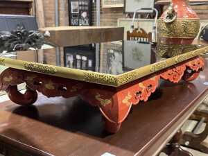 Oriental black lacquered, orange and gold tea table - 2