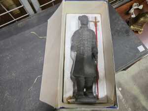 Chinese terracotta warrior figure - 4