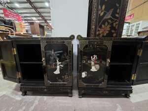 Pair of Chinese black lacquer cabinets - 2