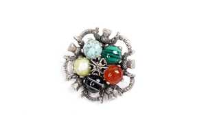 A collection of Scottish brooches - 4