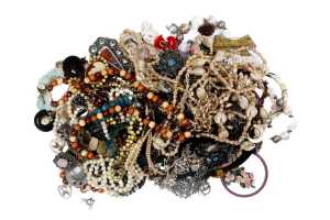 A collection of of costume jewellery