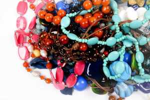 A collection of jewellery - 4